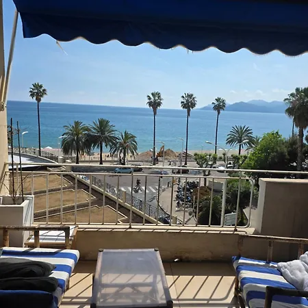 Facing The Sea Splendid View شقة *